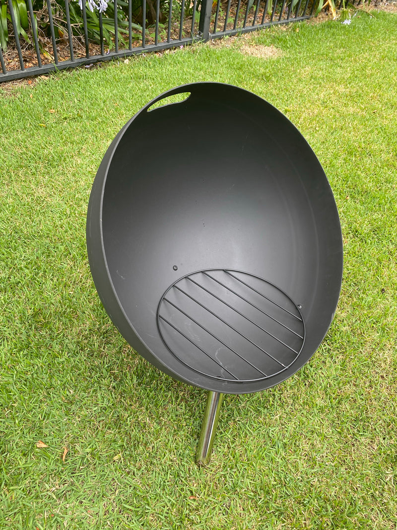 60cm Retro Fire Pit with Grill - Perfect for Patio/Courtyard