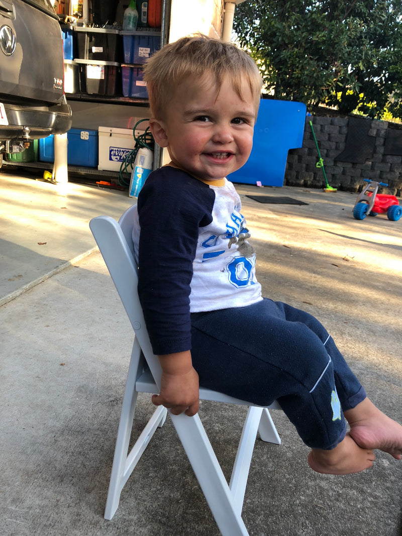Folding outlet chair child