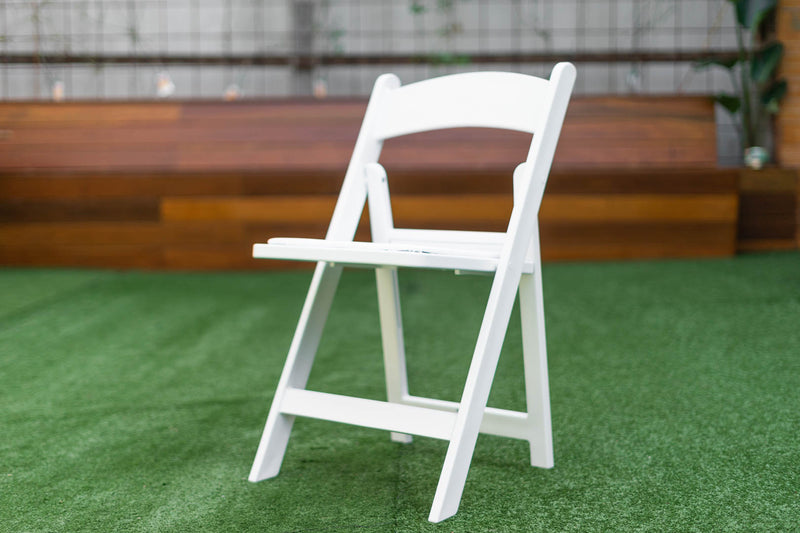 white americana chair
